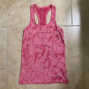Lululemon Swiftly Tech Racerback Tank Top | size 4 | pink camo